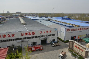 雨季來臨，廊坊清水模板廠家如何存放清水模板？