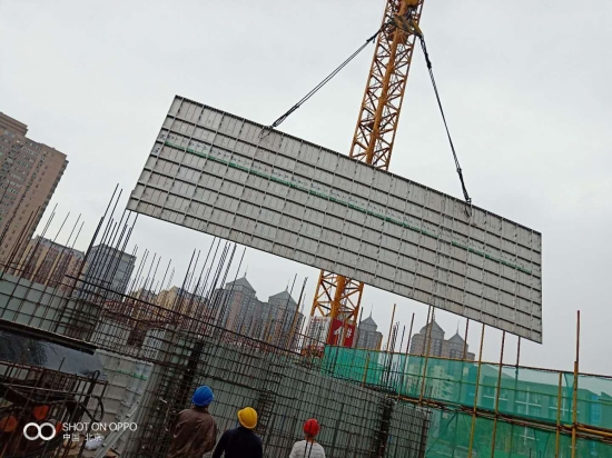 五棵松聯手北京建工，