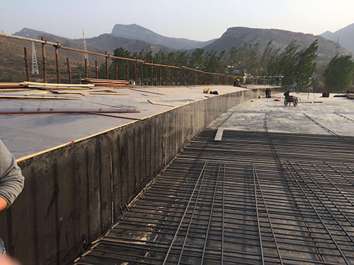 木模板搭設(shè) 木模板搭設(shè)